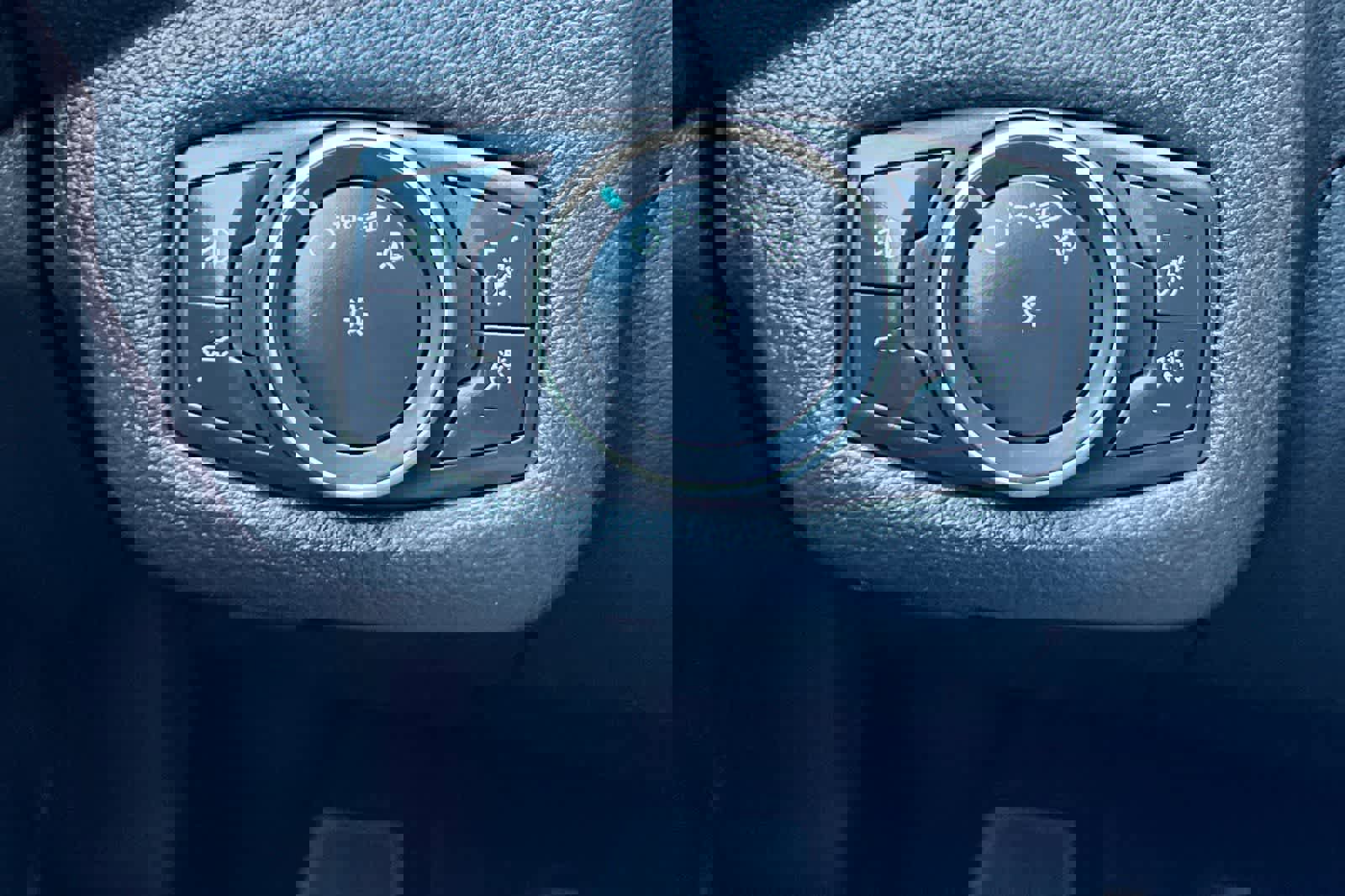 Used 2018 Ford Escape SE image 32