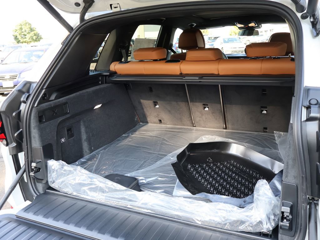 New 2026 BMW X5 xDrive40i w/ Climate Comfort Package image 19