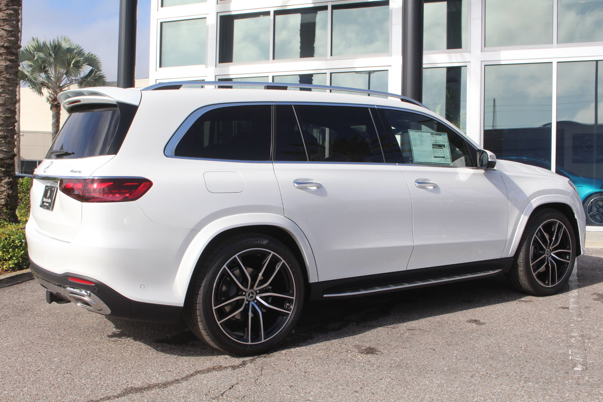 New 2026 Mercedes-Benz GLS 580 4MATIC image 7