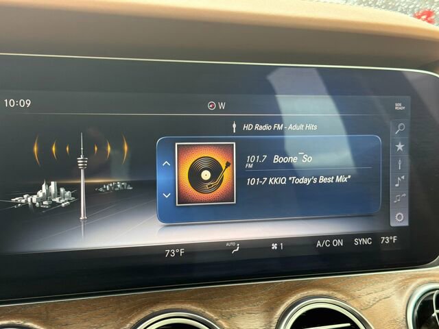 Used 2018 Mercedes-Benz E 400 4MATIC Wagon image 24