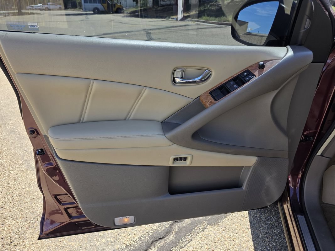 Used 2013 Nissan Murano LE w/ Platinum Pkg AWD/4WD image 13