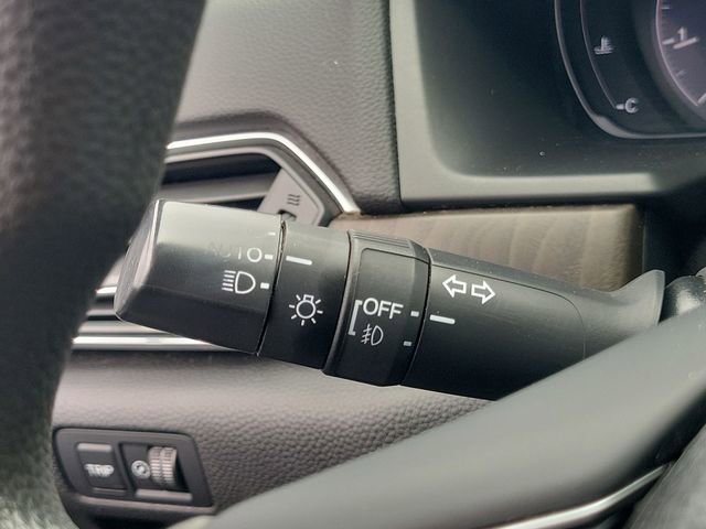 Used 2018 Honda Accord EX image 35