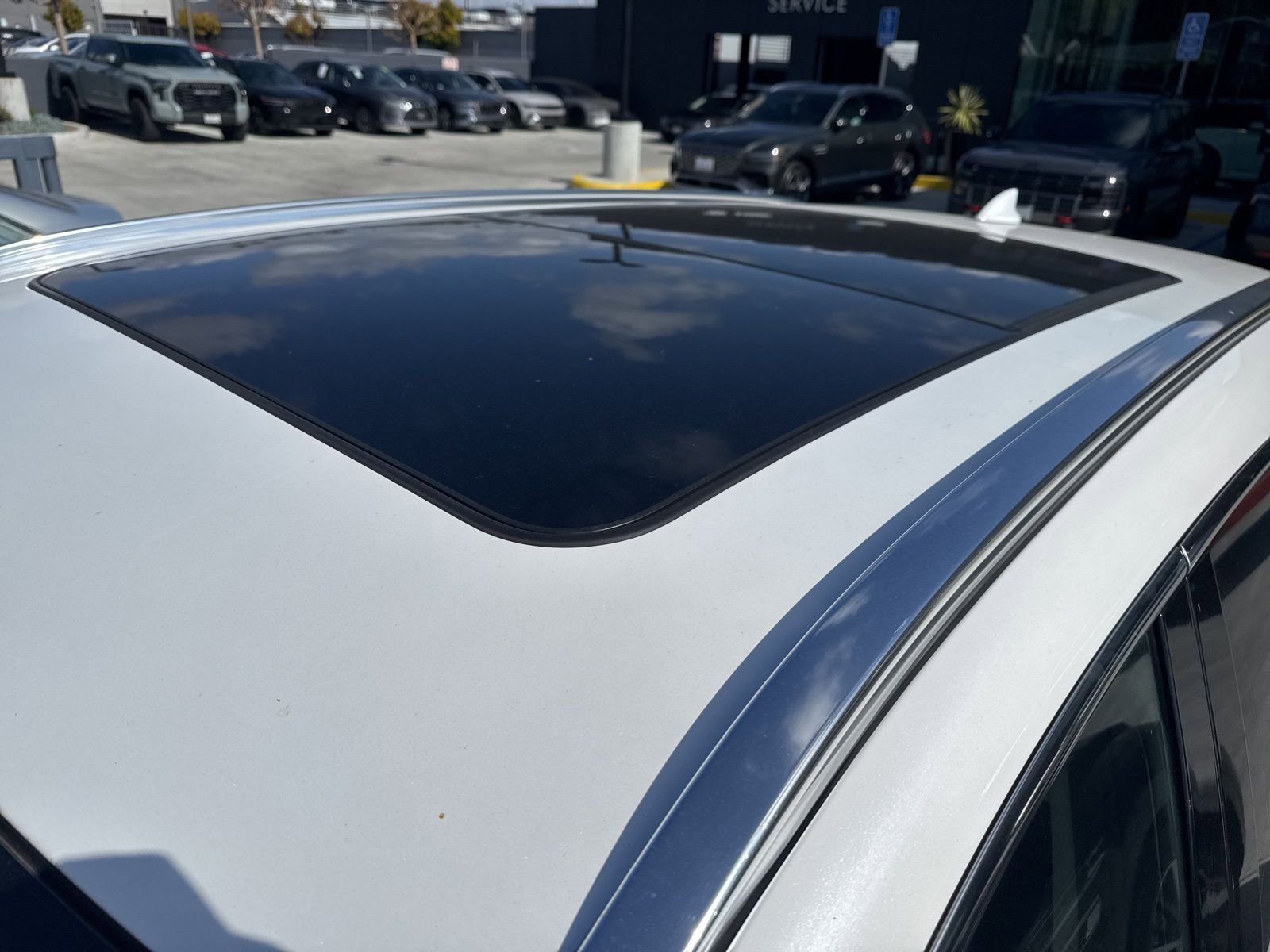 Used 2023 Genesis GV80 2.5T w/ Prestige 20" Package image 4