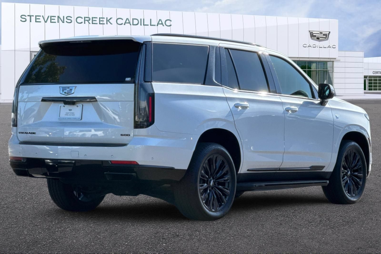 Used 2025 Cadillac Escalade Sport w/ LPO, ONYX Package AWD/4WD image 3