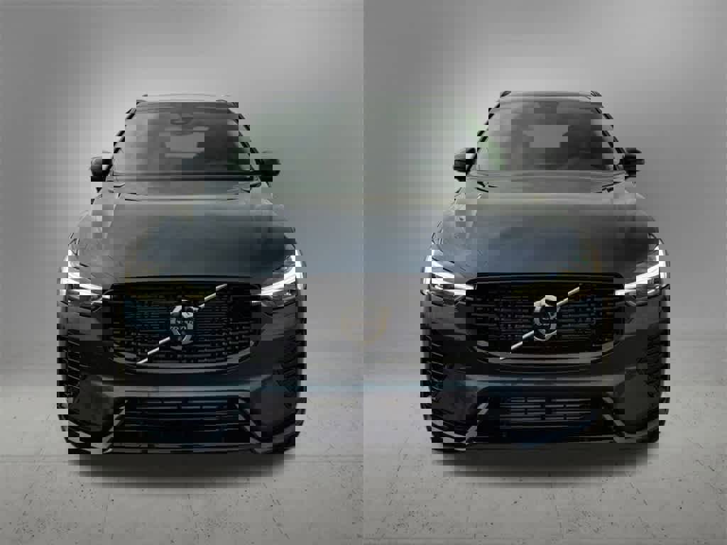 New 2025 Volvo XC60 T8 Plus w/ Protection Package Premier image 9