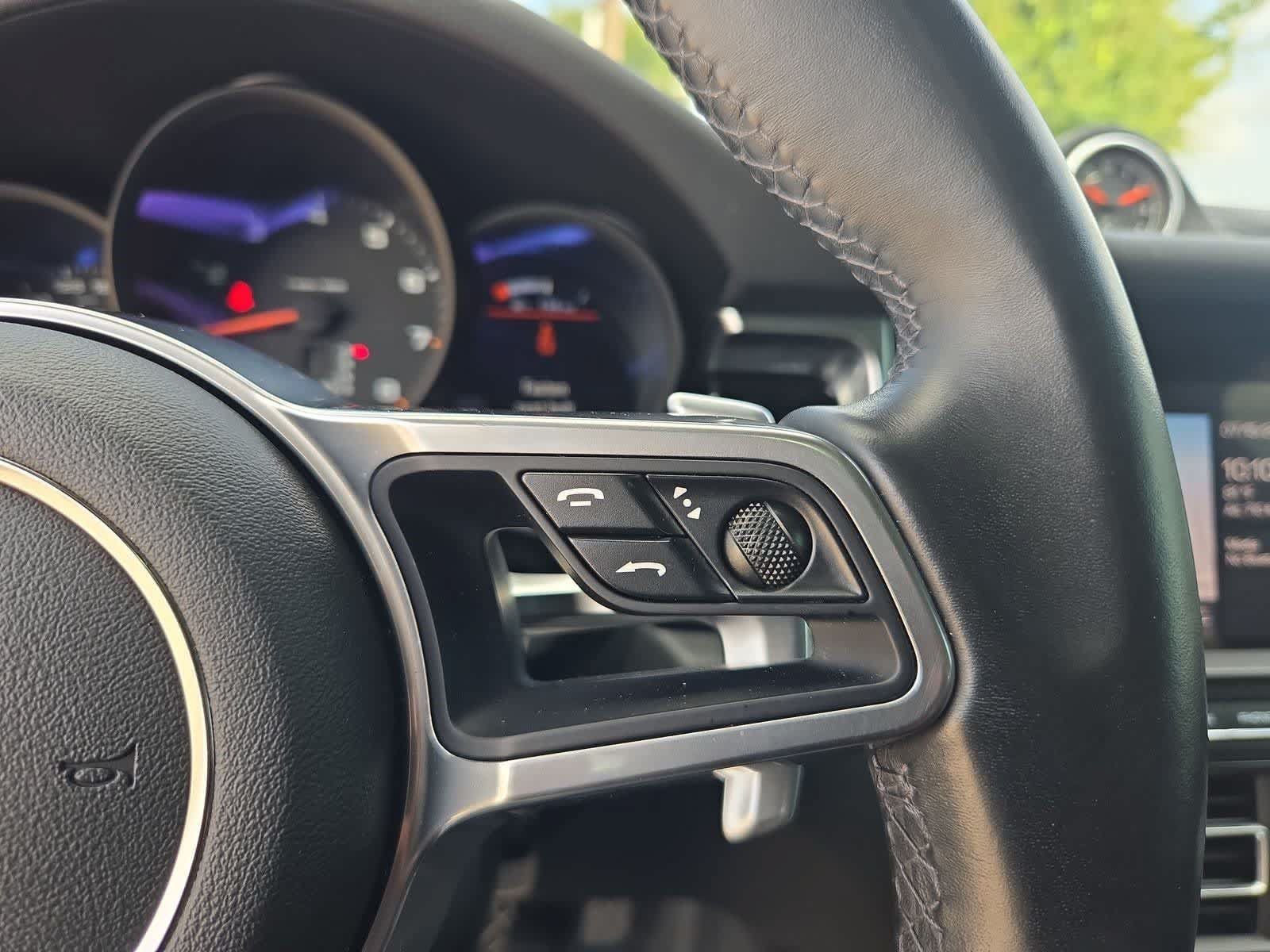 Used 2020 Porsche Macan AWD/4WD image 24