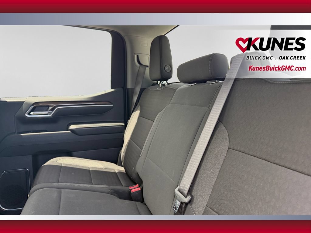 Used 2025 Chevrolet Silverado 1500 LT AWD/4WD image 34