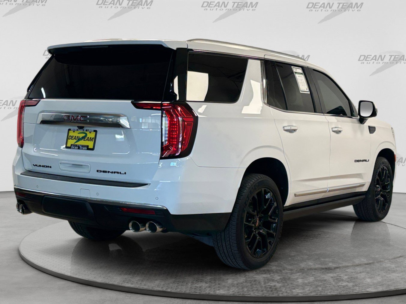 Used 2023 GMC Yukon Denali AWD/4WD image 4