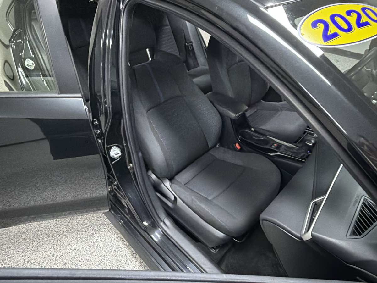 Used 2020 Toyota Corolla SE FWD image 28