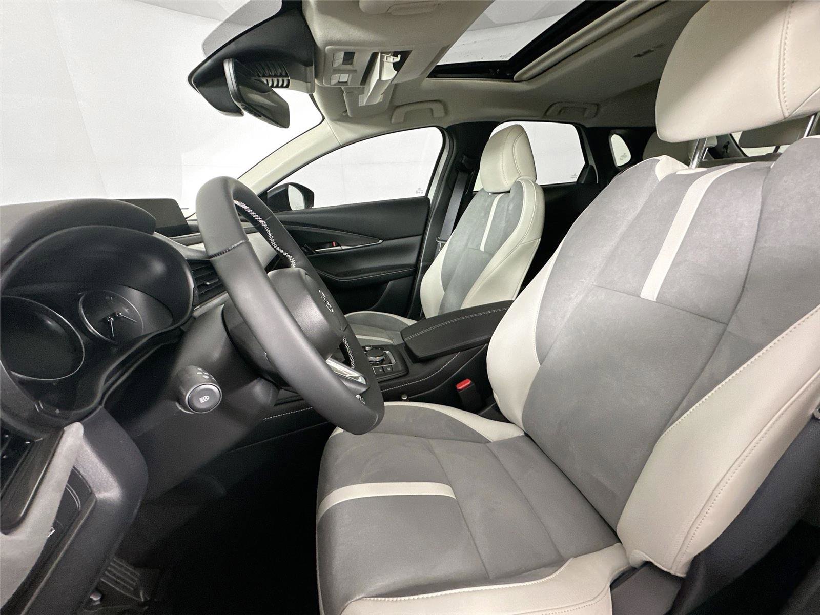 New 2026 MAZDA CX-30 2.5 Turbo w/ Premium Package image 3