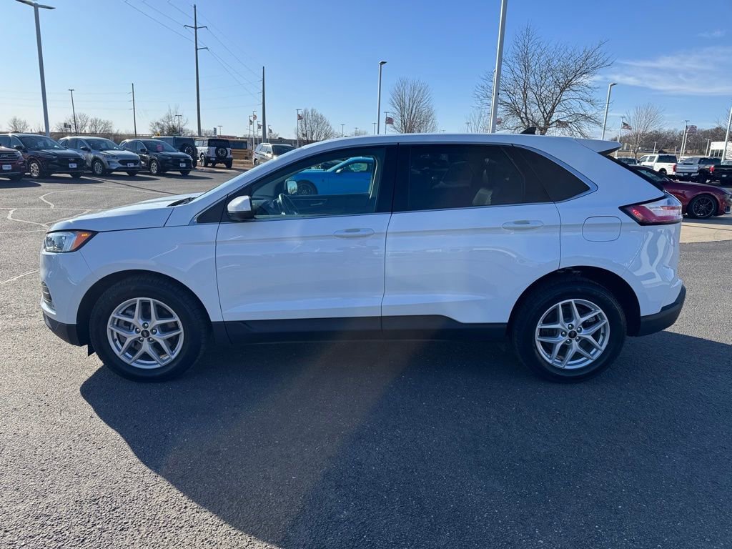 Used 2024 Ford Edge SEL w/ Convenience Package image 8