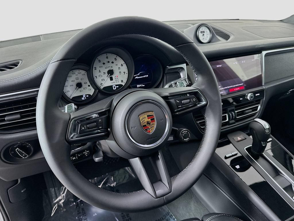 New 2026 Porsche Macan GTS AWD/4WD image 12