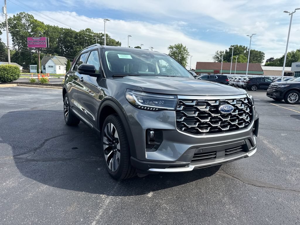 Used 2025 Ford Explorer Platinum w/ LUX Leather Package AWD/4WD image 4