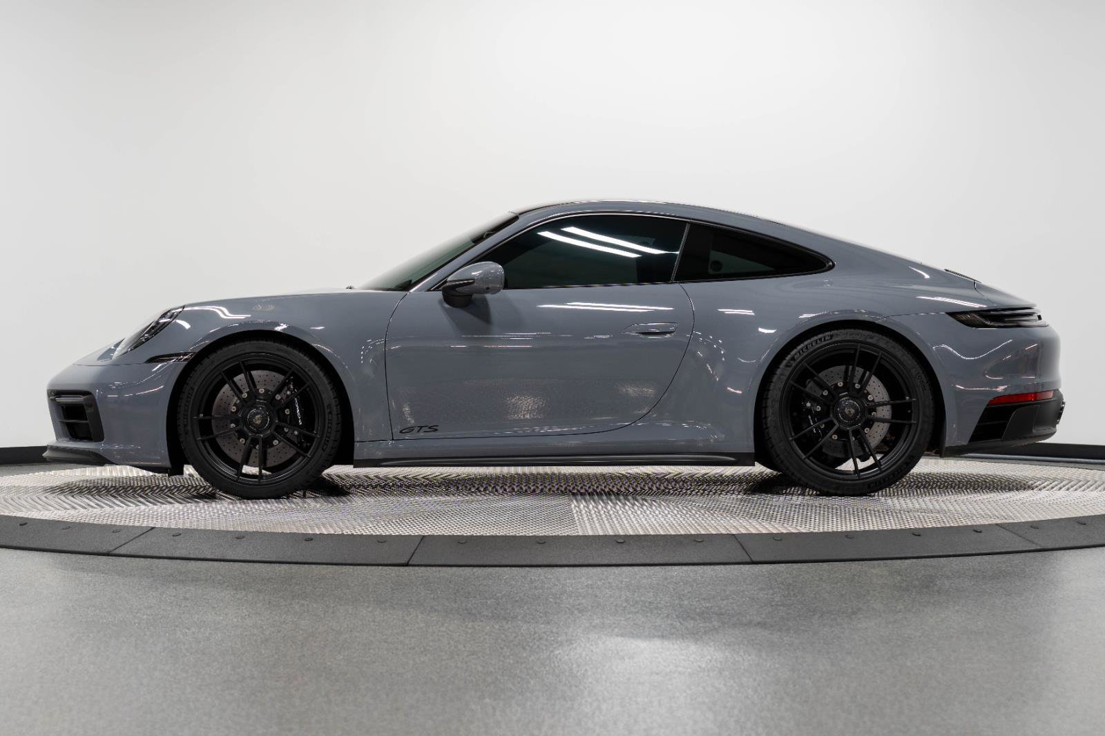 Used 2023 Porsche 911 Carrera GTS image 8