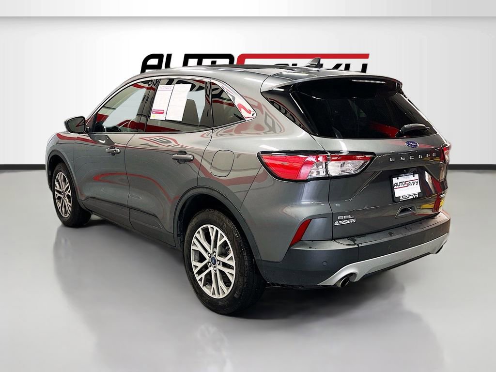 Used 2022 Ford Escape SEL image 5
