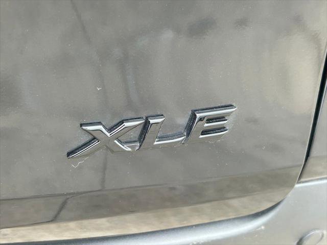 Certified 2025 Toyota Sienna XLE Woodland Edition AWD/4WD image 14