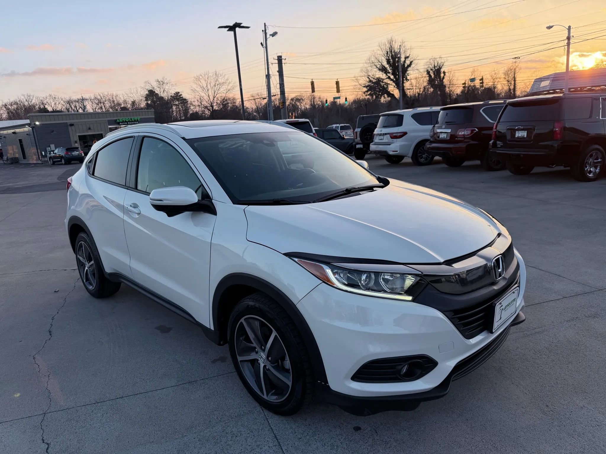 Used 2022 Honda HR-V EX image 9