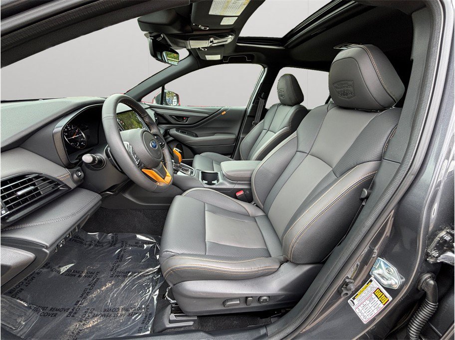 Used 2025 Subaru Outback Wilderness AWD/4WD image 2