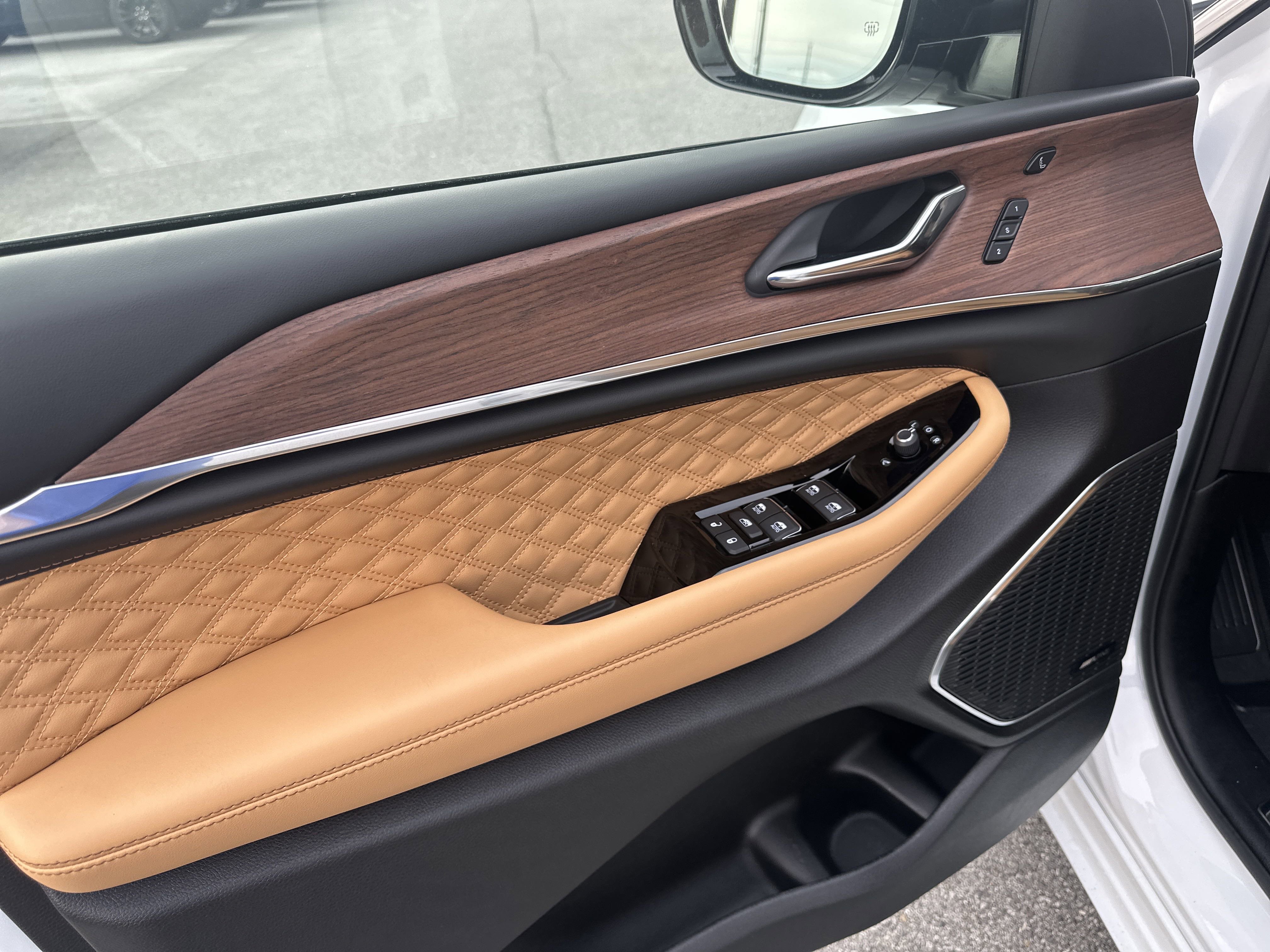 Used 2024 Jeep Grand Cherokee Summit image 13