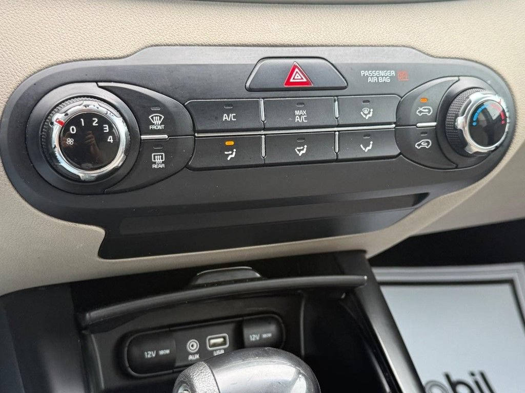 Used 2017 Kia Sorento AWD image 20