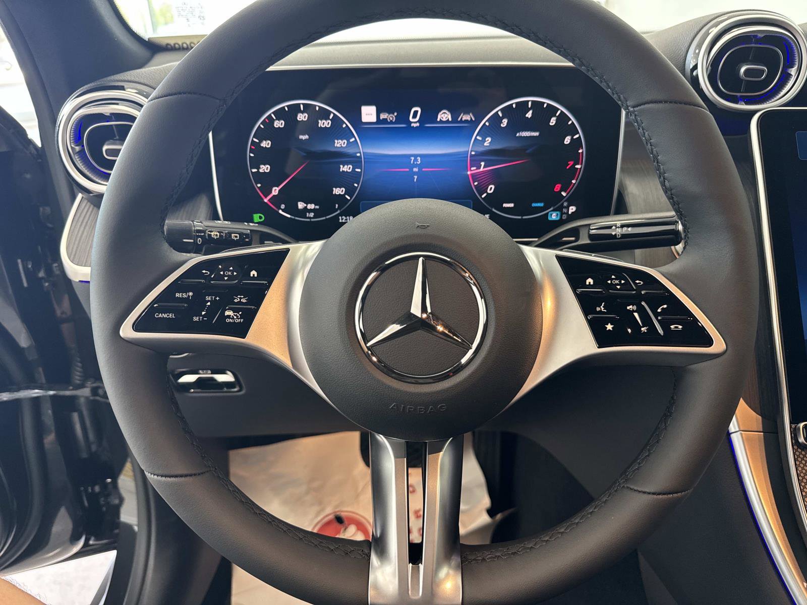 New 2026 Mercedes-Benz GLC 300 image 28