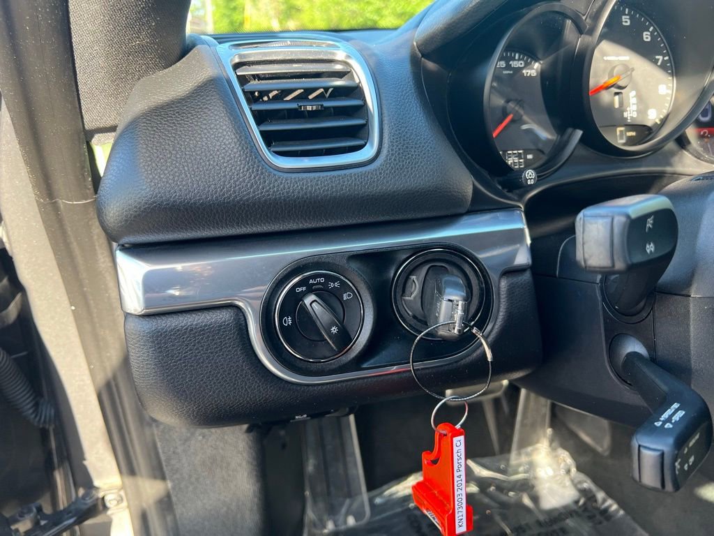 Used 2014 Porsche Cayman RWD image 12