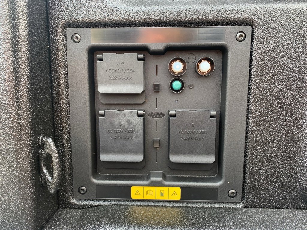 New 2025 Ford F150 Lightning Flash image 13