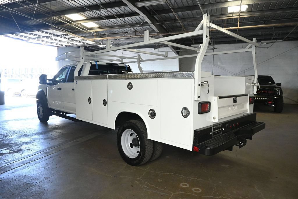 New 2026 Ford F450 XL w/ XL Chrome Package RWD image 7