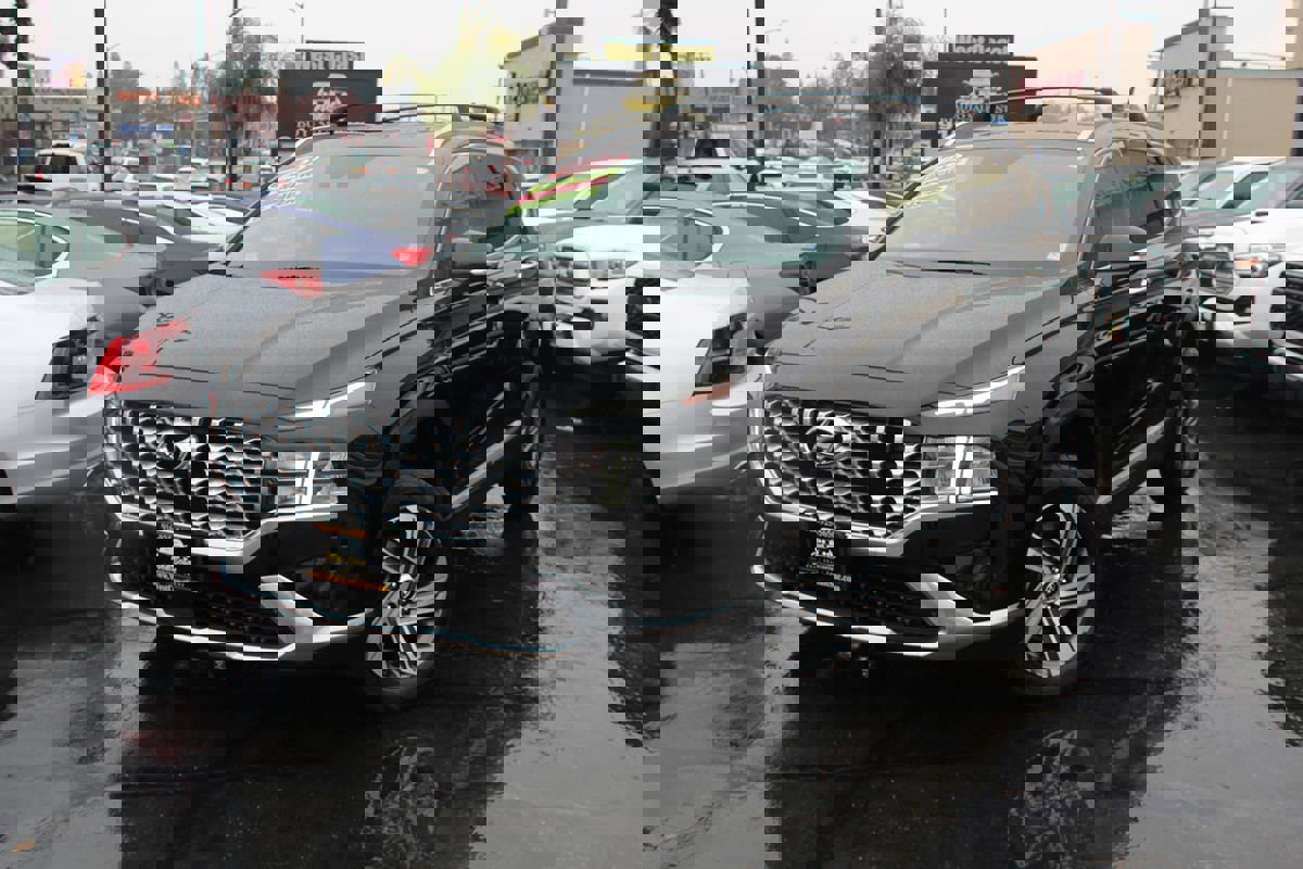 Used 2022 Hyundai Santa Fe SEL w/ Convenience Package image 40