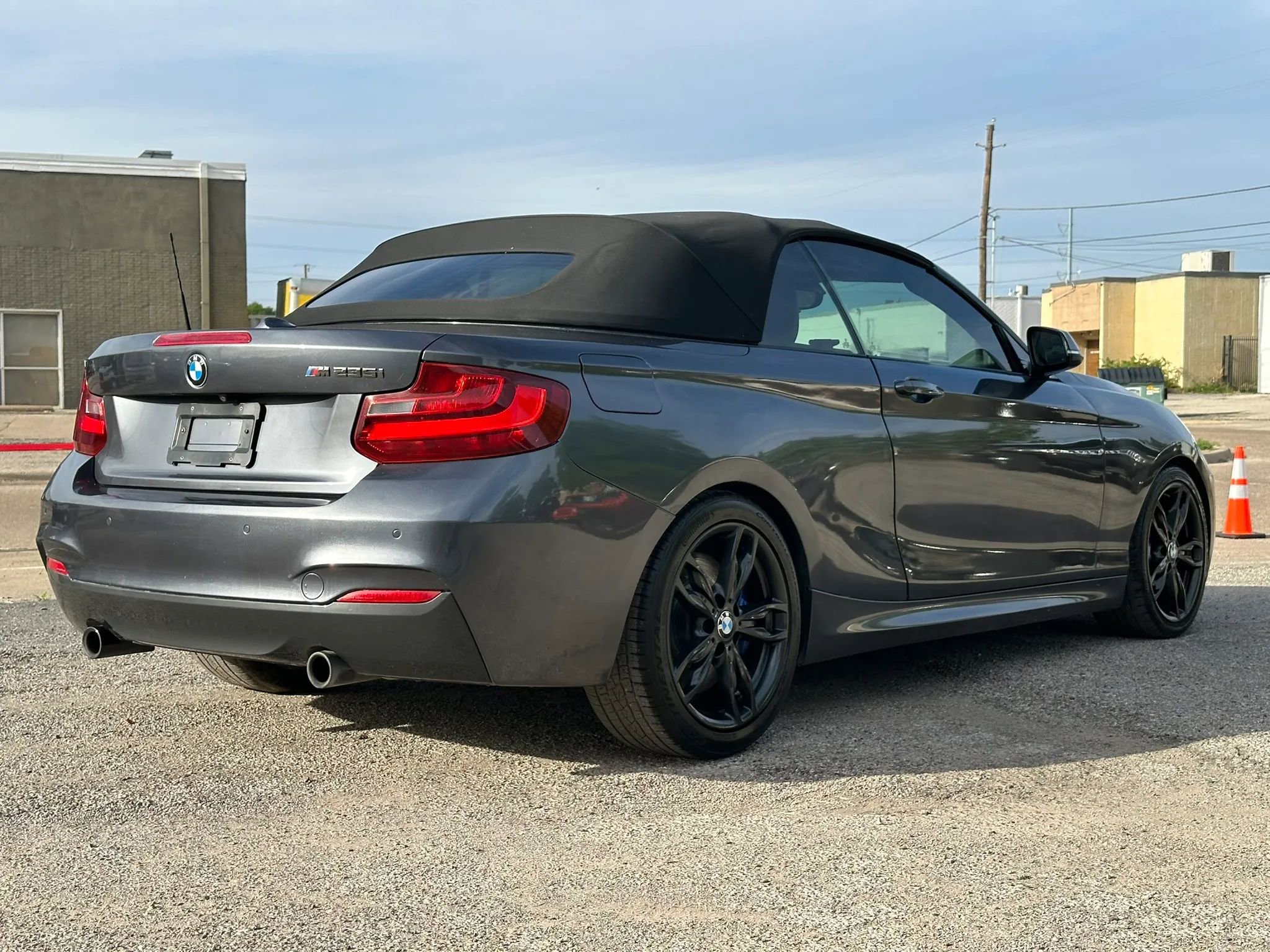 Used 2016 BMW M235i Convertible image 14