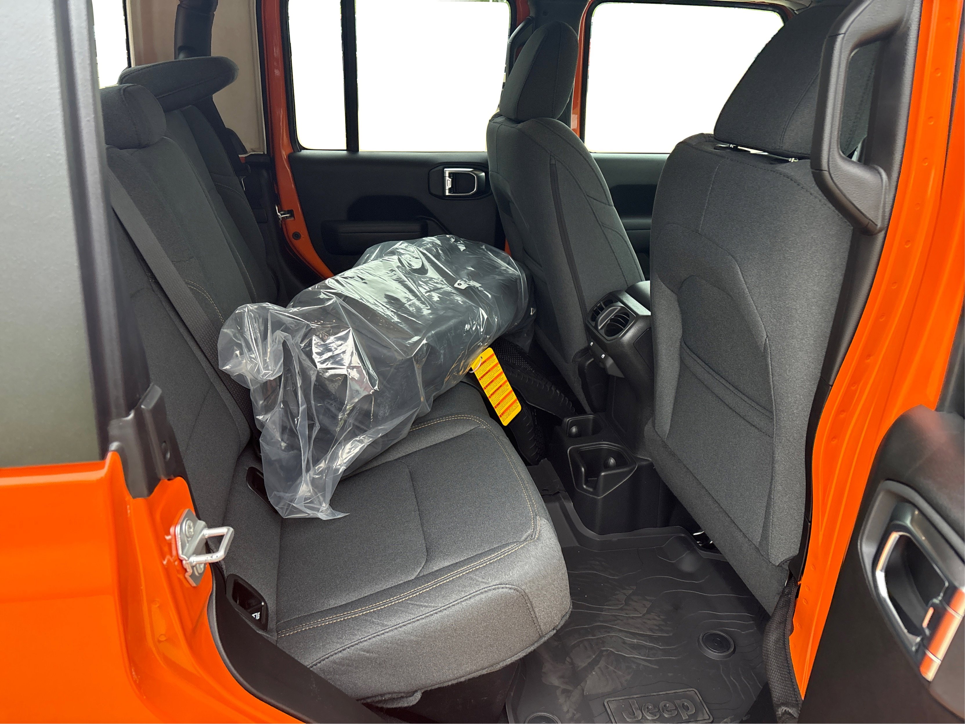 New 2025 Jeep Gladiator Sport image 20