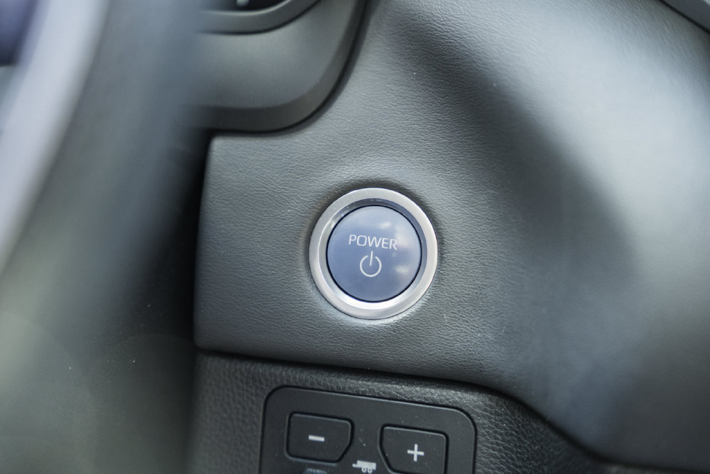 Used 2024 Toyota Tundra Platinum AWD/4WD image 26