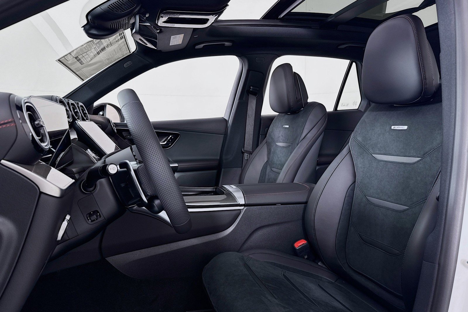 New 2026 Mercedes-Benz GLC 43 AMG 4MATIC image 16