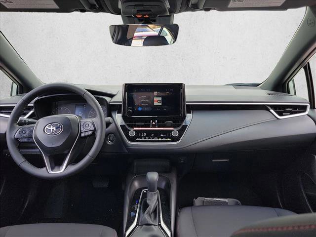 Used 2025 Toyota Corolla SE image 17