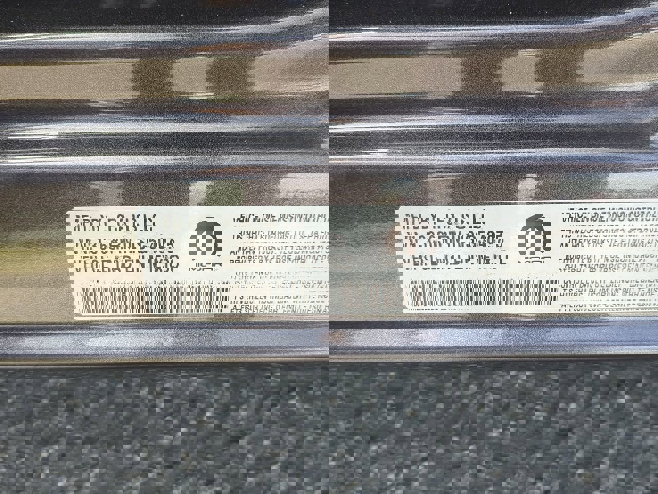 Used 2025 RAM 3500 Laramie image 28