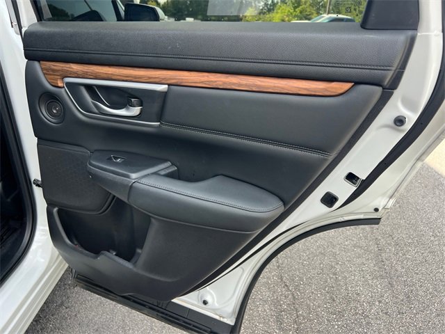 Used 2020 Honda CR-V Touring image 16