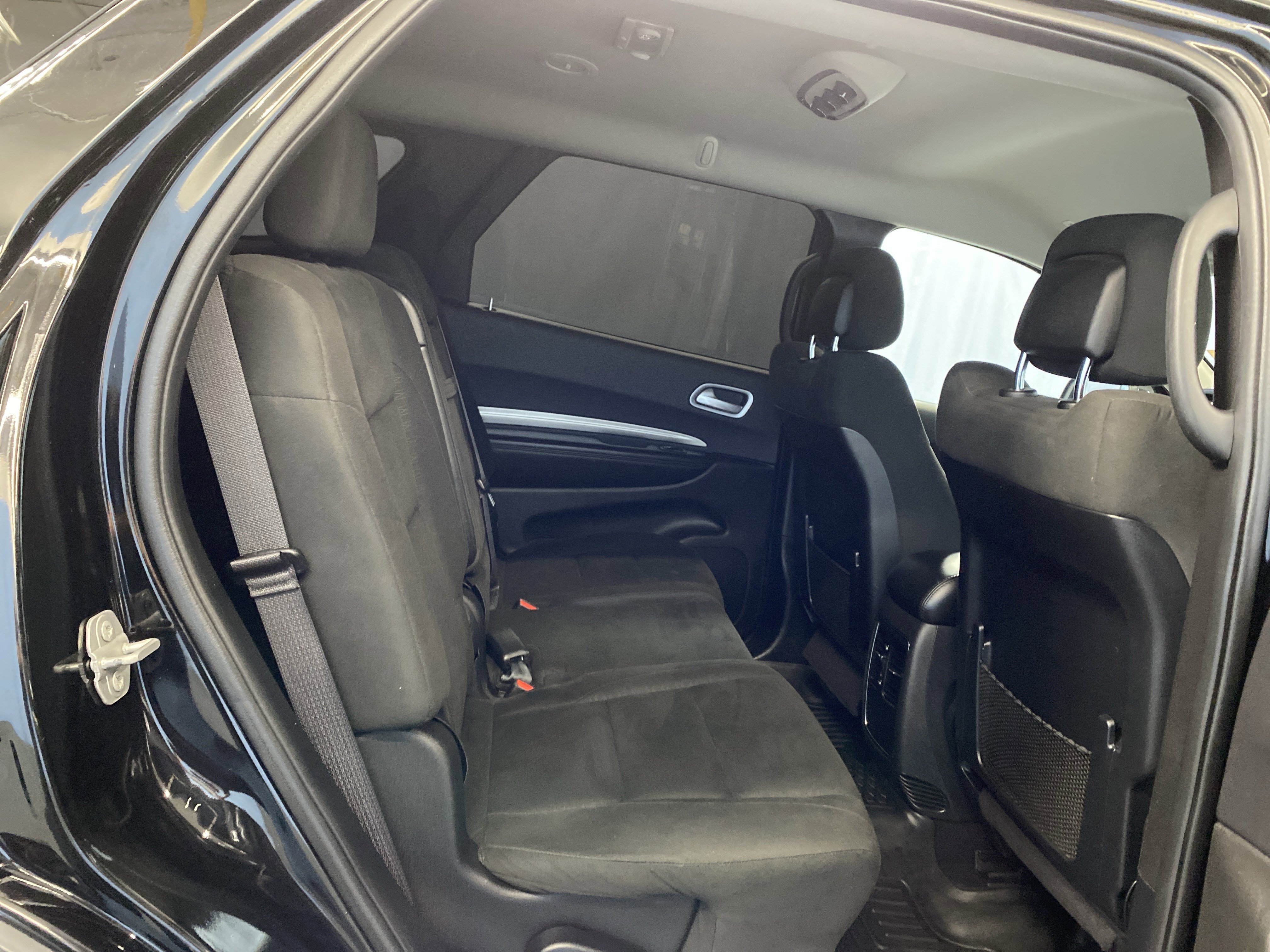 Used 2020 Dodge Durango SXT w/ 3rd Row Seating Group image 35