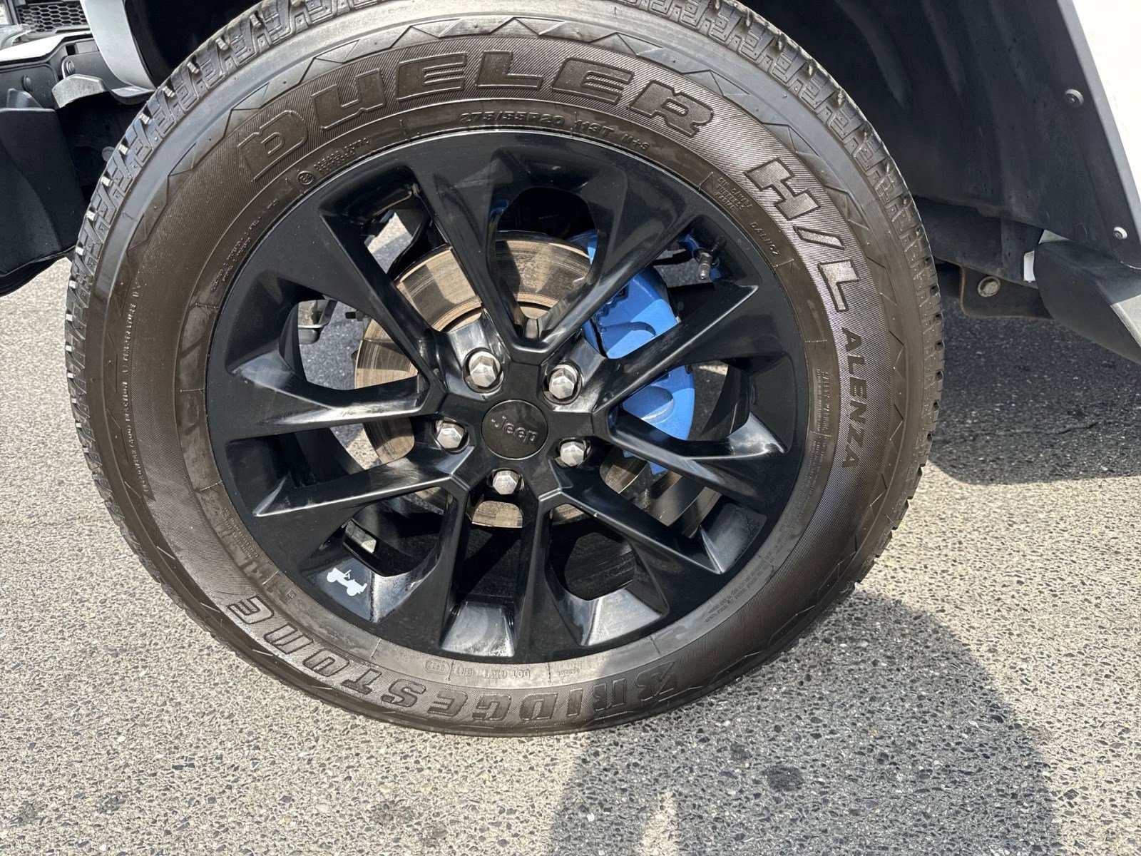 Used 2022 Jeep Wrangler Unlimited Sahara image 11