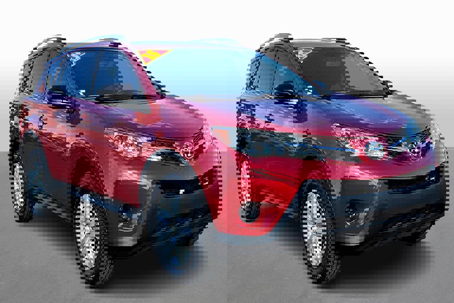 Used 2015 Toyota RAV4 LE image 10