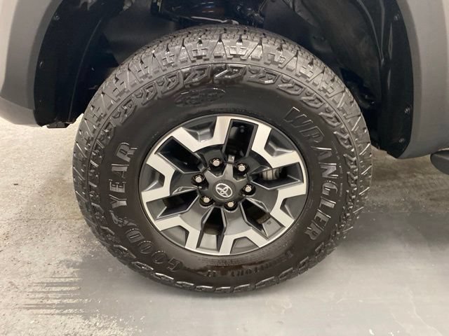 Used 2023 Toyota Tacoma TRD Off-Road AWD/4WD image 31