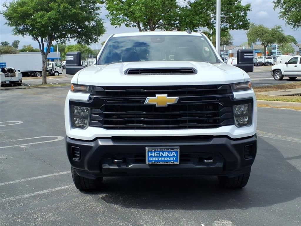 Used 2024 Chevrolet Silverado 3500 W/T AWD/4WD image 2