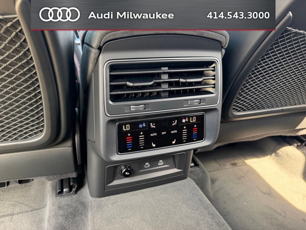 New 2027 Audi RS Q8 performance AWD/4WD image 43