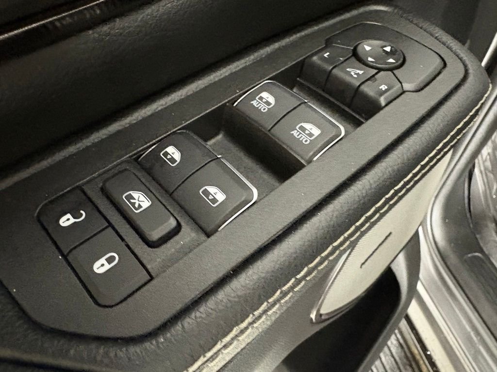 Used 2026 RAM 1500 Rebel w/ G/T Package AWD/4WD image 19