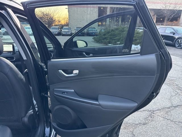 Certified 2022 Hyundai Kona Limited image 31