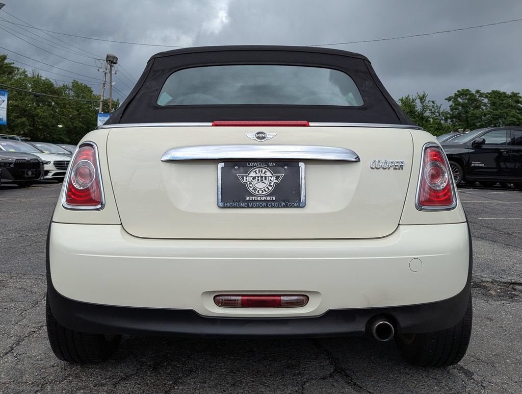 Used 2011 MINI Cooper Convertible FWD image 9
