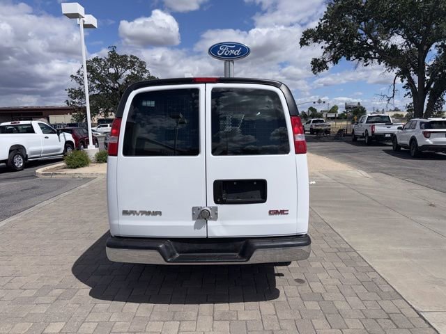 Used 2021 GMC Savana 2500 w/ Driver Convenience Package image 4
