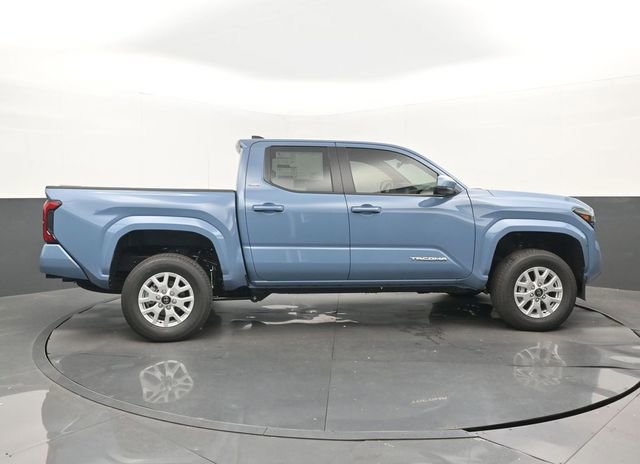 New 2026 Toyota Tacoma SR5 AWD/4WD image 2