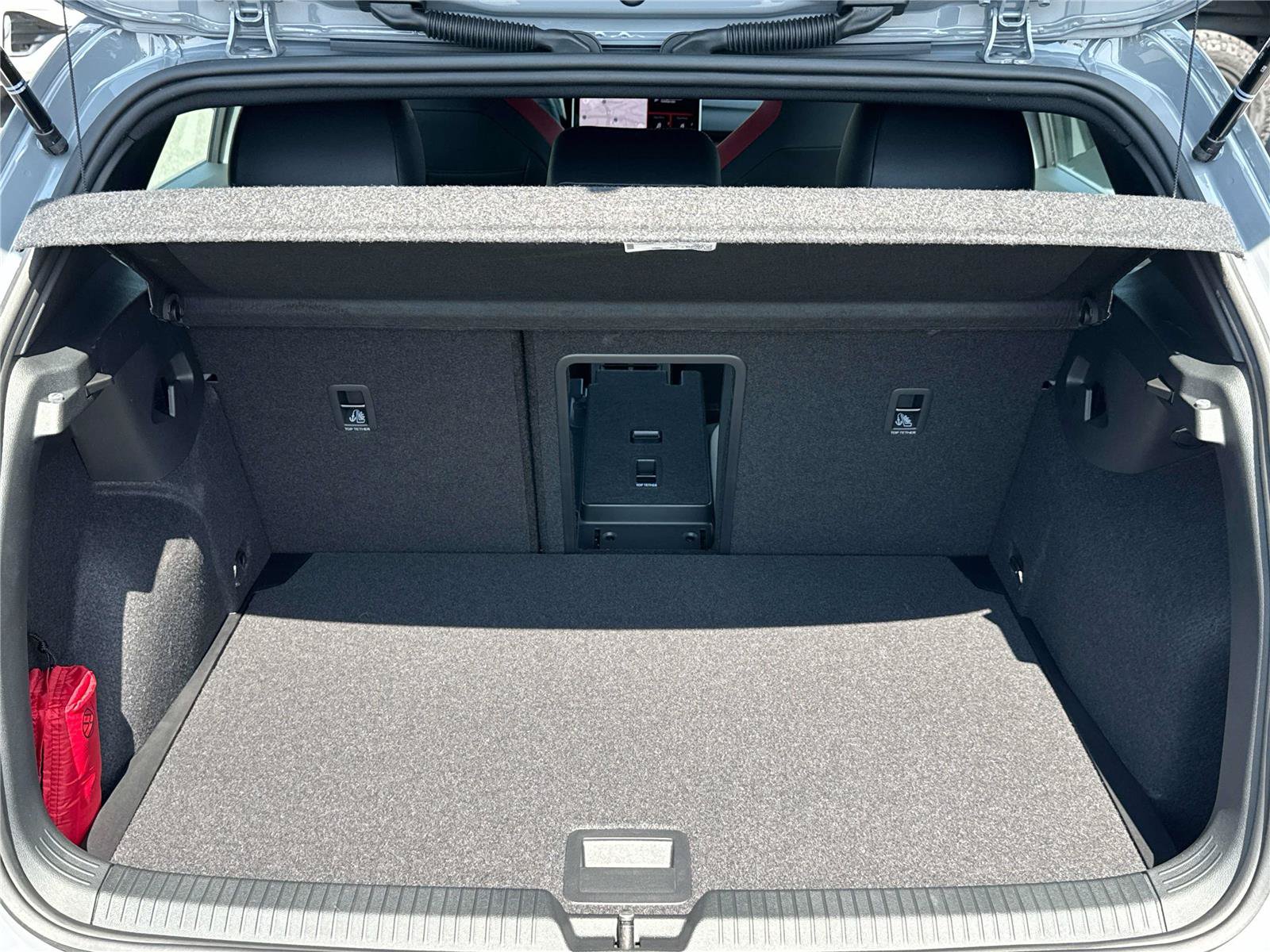 New 2026 Volkswagen GTI SE FWD image 29