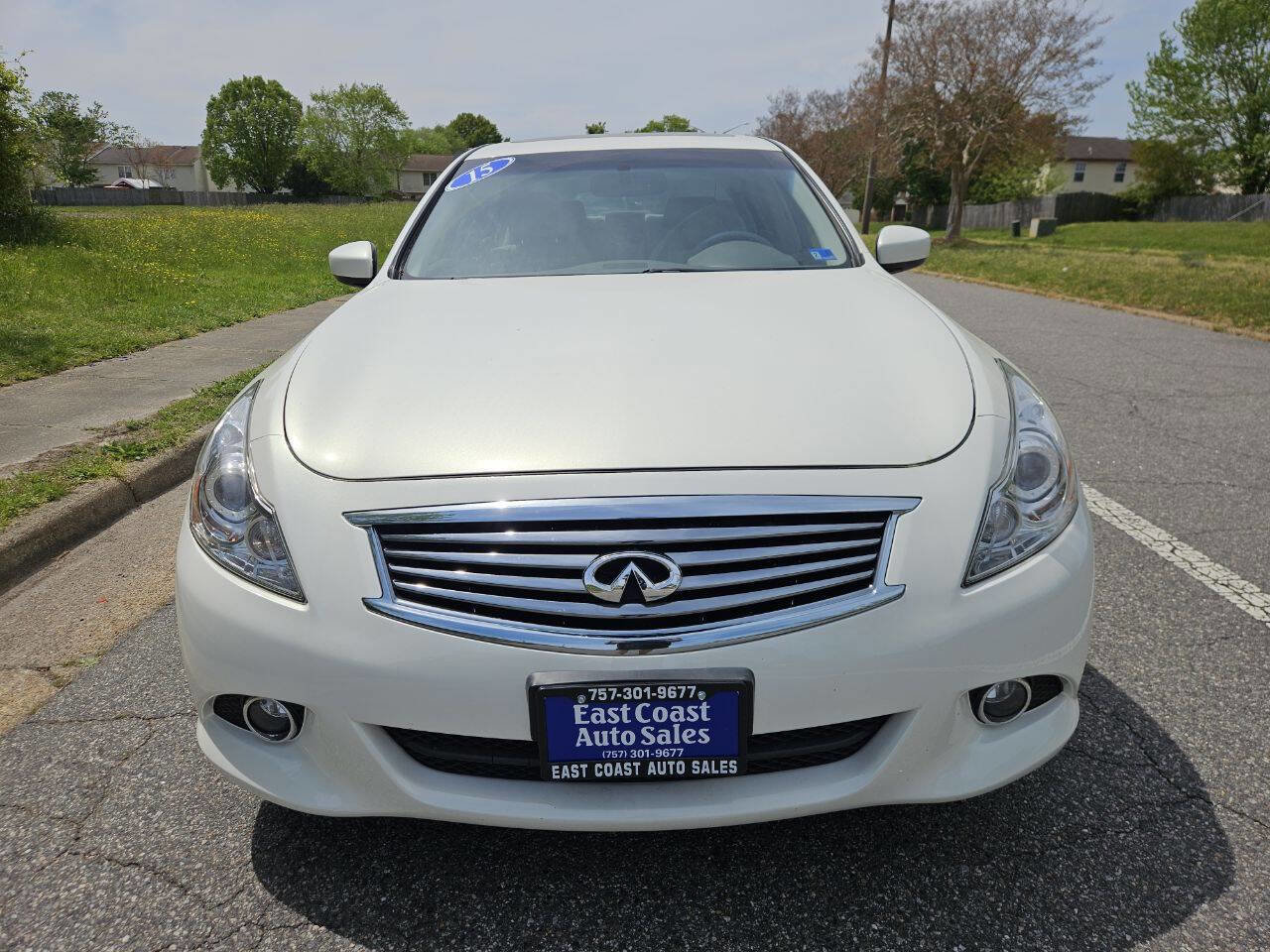 Used 2015 INFINITI Q40 AWD w/ Navigation Package image 8