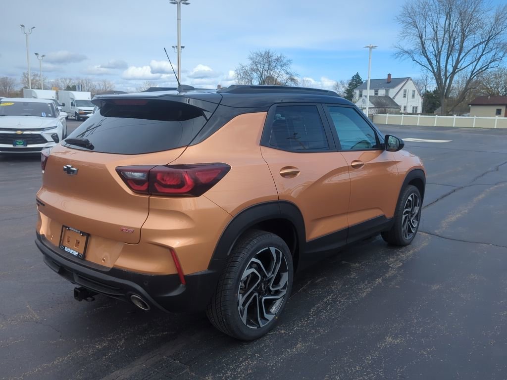 Certified 2024 Chevrolet TrailBlazer RS w/ Driver Confidence Package image 10